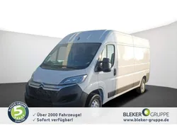 Eisweiß Gebraucht 2024 Citroën Jumper Van / Kleinbus | 31.590 € (Fairer Preis)