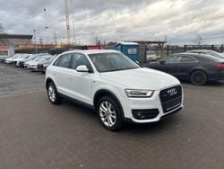 Weiß Gebraucht 2011 Audi Q3 Comfort SUV | 12.999 € (Fairer Preis)