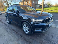 Onyx black / metallic Gebraucht 2019 Volvo XC40 Basis SUV | 21.430 € (Superpreis)