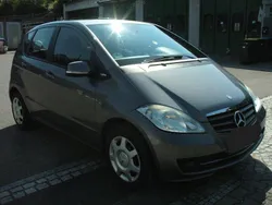 Grau Gebraucht 2009 Mercedes A160 Van / Kleinbus | 3.200 € (Fairer Preis)
