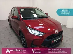 Rot Gebraucht 2021 Toyota Yaris Team Limousine | 16.970 € (Fairer Preis)