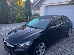 Schwarz Gebraucht 2016 Mercedes CLA180 Shooting Brake Edition Kombi | 13.200 € (Fairer Preis)