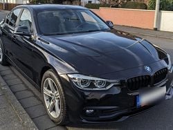 Schwarz Gebraucht 2017 BMW 330e M Performance Limousine | 16.500 € (Superpreis)