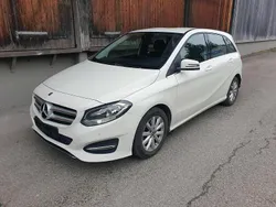 Weiß Gebraucht 2017 Mercedes B160 Van / Kleinbus | 6.200 €