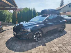 Schwarz Gebraucht 2018 Ford Focus ST-Line Kombi | 16.990 € (Teuer)