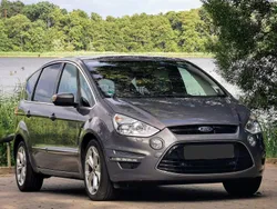 Grau Gebraucht 2014 Ford S-MAX Titanium Van / Kleinbus | 8.800 € (Fairer Preis)