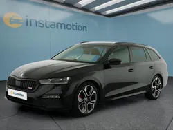 Schwarz Gebraucht 2021 Skoda Octavia RS Kombi | 34.149 € (Fairer Preis)