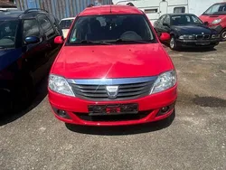 Rot Gebraucht 2009 Dacia Logan MCV Lauréate Kombi | 1.290 € (Superpreis)