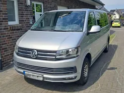 Grau Gebraucht 2015 VW T6 Van | 15.500 € (Teuer)