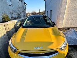 Gelb Gebraucht 2022 Kia Stonic Vision SUV | 14.800 € (Superpreis)