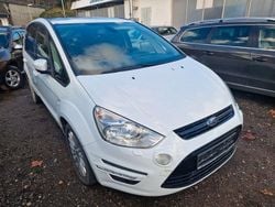 Weiß Gebraucht 2014 Ford S-MAX Business Edition Van / Kleinbus | 7.900 € (Guter Preis)