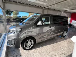 Silber Gebraucht 2019 Peugeot Traveller Allure Van / Kleinbus | 25.999 € (Guter Preis)