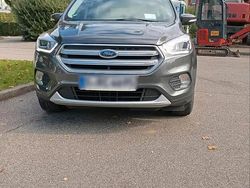 Grau Gebraucht 2018 Ford Kuga SUV | 12.900 € (Guter Preis)