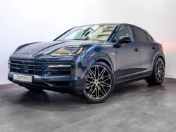 Algarveblaumetallic Gebraucht 2023 Porsche Cayenne SUV | 110.800 € (Guter Preis)