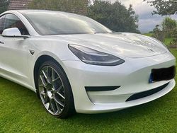 Weiß Gebraucht 2020 Tesla Model 3 Limousine | 19.000 € (Guter Preis)
