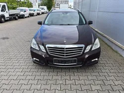 Braun Gebraucht 2010 Mercedes E350 Avantgarde Limousine | 7.399 € (Superpreis)