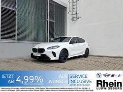 Weiß Gebraucht 2024 BMW M135 Performance Kleinwagen | 46.370 € (Teuer)