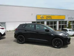 Schwarz Gebraucht 2024 Opel Grandland X SUV | 26.900 € (Fairer Preis)