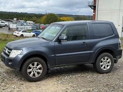 Grau Gebraucht 2008 Mitsubishi Pajero SUV | 4.800 €
