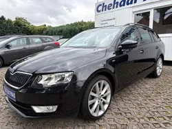 Schwarz Gebraucht 2016 Skoda Octavia Joy Kombi | 7.900 € (Fairer Preis)