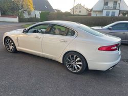 Weiß Gebraucht 2009 Jaguar XF Premium Luxury Limousine | 13.900 € (Fairer Preis)