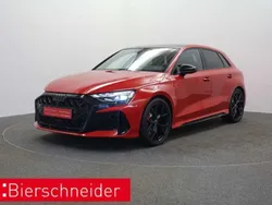 Rot Gebraucht 2024 Audi RS3 Sportback Ambiente Kleinwagen | 66.950 € (Fairer Preis)