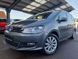 Grau Gebraucht 2015 VW Sharan Cup Van / Kleinbus | 14.800 € (Fairer Preis)