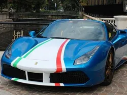 Blau Gebraucht 2017 Ferrari 488 Cabrio | 255.000 €