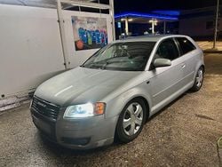 Grau Gebraucht 2004 Audi S3 Coupé | 1.000 €
