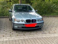 Schwarz Gebraucht 2001 BMW 316 Compact Kleinwagen | 3.000 € (Teuer)