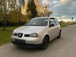 Silber Gebraucht 2004 Seat Arosa Kleinwagen | 1.395 €