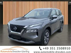 Grau dark metal grey (metallic) Gebraucht 2024 Nissan X-Trail Acenta SUV | 29.980 € (Fairer Preis)