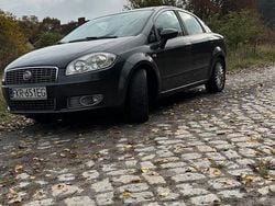 Grau Gebraucht 2009 Fiat Linea Limousine | 1.599 € (Guter Preis)