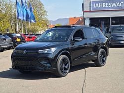 Schwarz Neu 2025 VW Tiguan Style SUV | 52.900 € (Guter Preis)