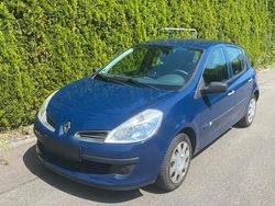 Blau Gebraucht 2008 Renault Clio III Limousine | 1.150 € (Fairer Preis)