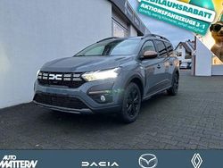 Grau Neu 2025 Dacia Jogger Extreme Van / Kleinbus | 28.280 € (Etwas zu teuer)