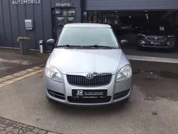 Silber Gebraucht 2010 Skoda Fabia Kleinwagen | 5.200 € (Fairer Preis)