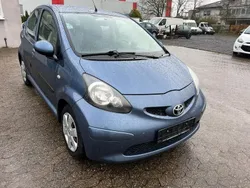 Blau Gebraucht 2008 Toyota Aygo Kleinwagen | 2.000 € (Fairer Preis)