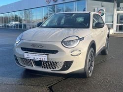 Beige Neu 2025 Fiat 600 Business SUV | 28.990 €