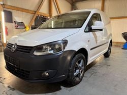 Weiß Gebraucht 2015 VW Caddy Trendline Van / Kleinbus | 10.990 € (Guter Preis)