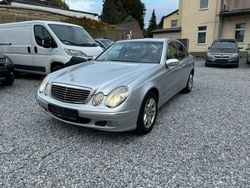 Silber Gebraucht 2004 Mercedes E200 Limousine | 3.800 € (Superpreis)