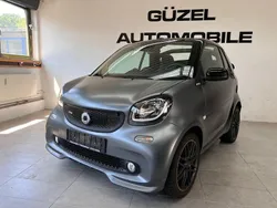 Schwarz Gebraucht 2017 Smart ForTwo Cabrio Brabus Cabrio | 19.790 € (Guter Preis)