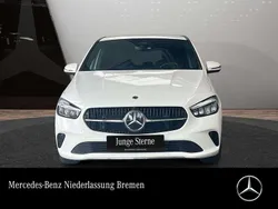 Weiß Gebraucht 2023 Mercedes B200 Progressive Van / Kleinbus | 28.990 € (Fairer Preis)