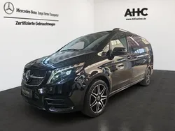 Obsidianschwarz metallic Gebraucht 2024 Mercedes V300 AMG Van / Kleinbus | 66.997 € (Guter Preis)
