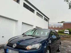 Blau Gebraucht 2011 VW Golf VI Trendline Kombi | 3.799 € (Fairer Preis)