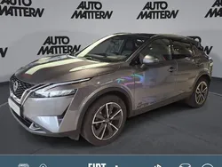 Grau Gebraucht 2023 Nissan Qashqai Tekna SUV | 24.880 € (Fairer Preis)