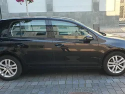 Schwarz Gebraucht 2011 VW Golf VI Limousine | 6.000 € (Etwas zu teuer)