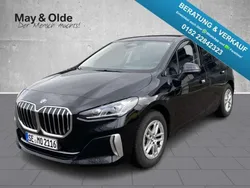Black sapphire metallic Gebraucht 2024 BMW 216 Active Tourer Van / Kleinbus | 34.890 €
