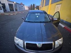 Grau Gebraucht 2005 Skoda Superb Classic Limousine | 3.100 € (Etwas zu teuer)