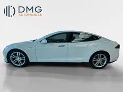 Weiß Gebraucht 2015 Tesla Model S Performance Limousine | 17.990 € (Guter Preis)